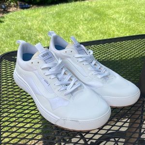 All White Vans ULTRARANGE EXO SHOE men size 11